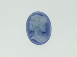 Camée agate bleue ovale 20x14.9mm 8.77cts
