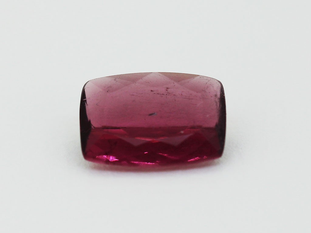 Tourmaline rose coussin 9.8x7.2mm 1.87ct