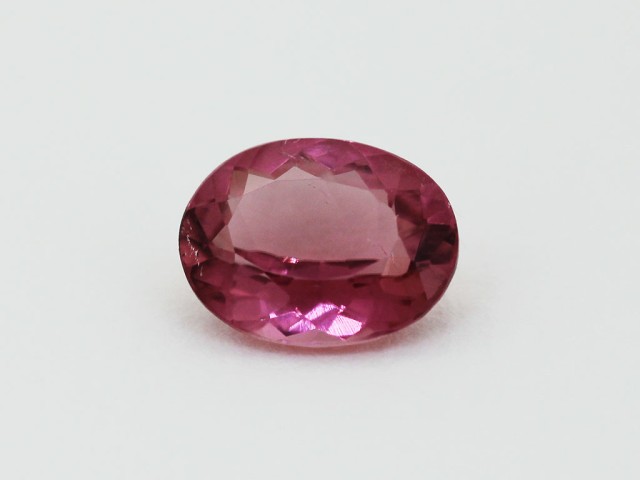 Tourmaline rose ovale...