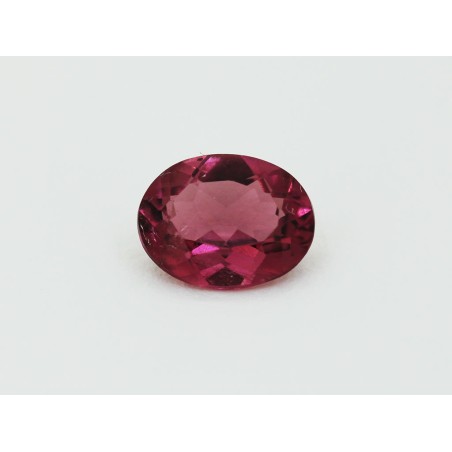 Tourmaline rose ovale 7.5x5.9mm 1.05ct
