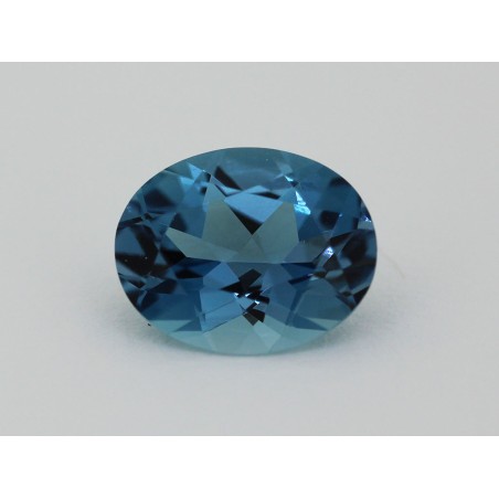 Topaze traitée Blue London ovale 10x8mm 2.85cts