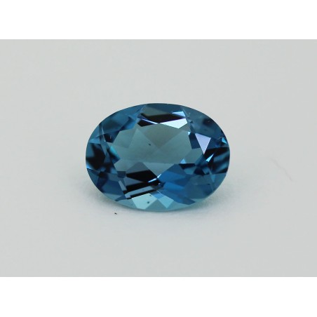 Topaze traitée blue London ovale 8x6.1mm 1.39cts