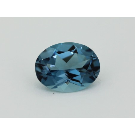 Topaze traitée blue london ovale 9x7mm 2.08cts