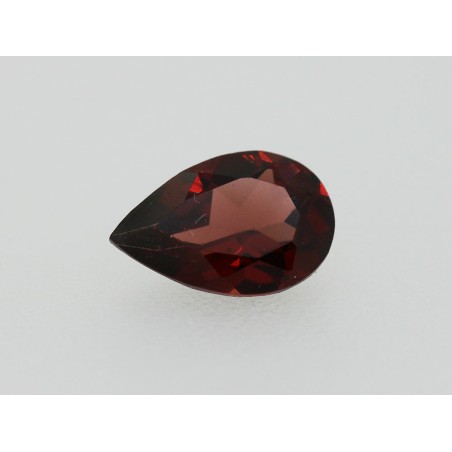 Grenat poire 9.1x6mm 1.35ct