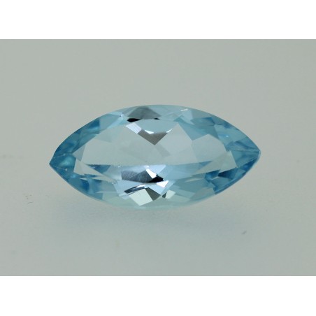 Topaze traitée sky blue Navette 17.6x9mm 6.92cts