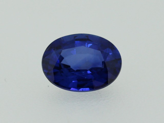 Saphir ovale 7.9x5.9mm 1.44ct