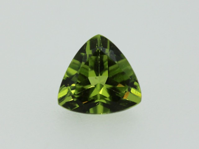 Péridot Troïdia8.1x8x7.8mm...