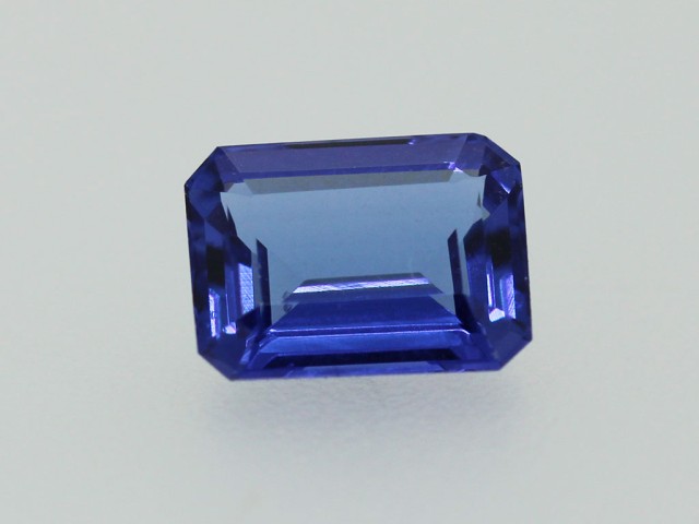 tanzanite RPC 8.3x6.3mm 1.78ct