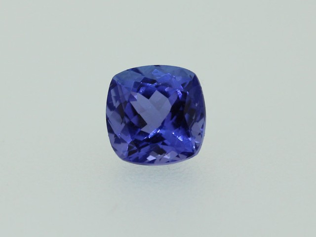 Tanzanite antique 6.2x6.1mm...