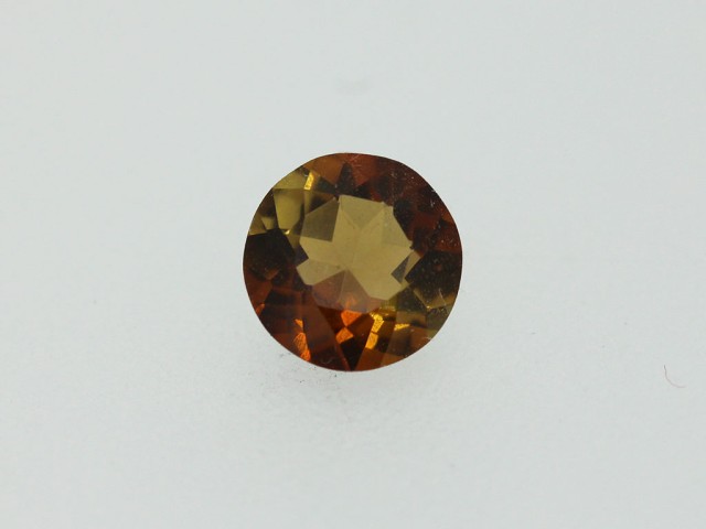 Zircon orange rond 5.9mm...