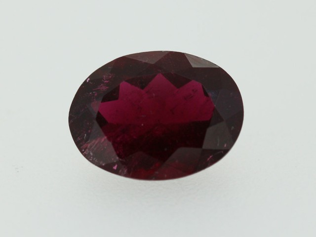 Tourmaline rose ovale...