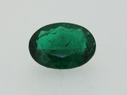 Emeraude ovale 7.6x5.7mm 0.76ct