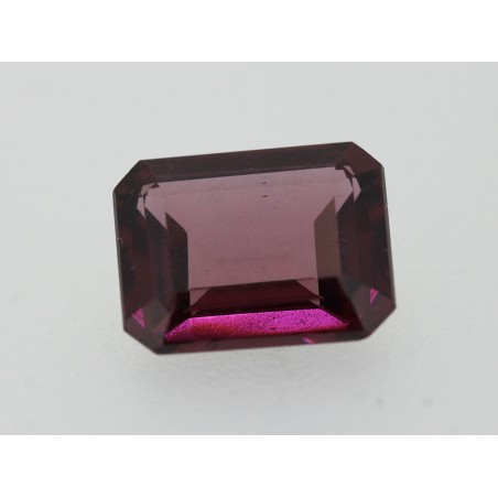 Grenat Rhodolite RPC 9.2x7.1mm 2.73cts